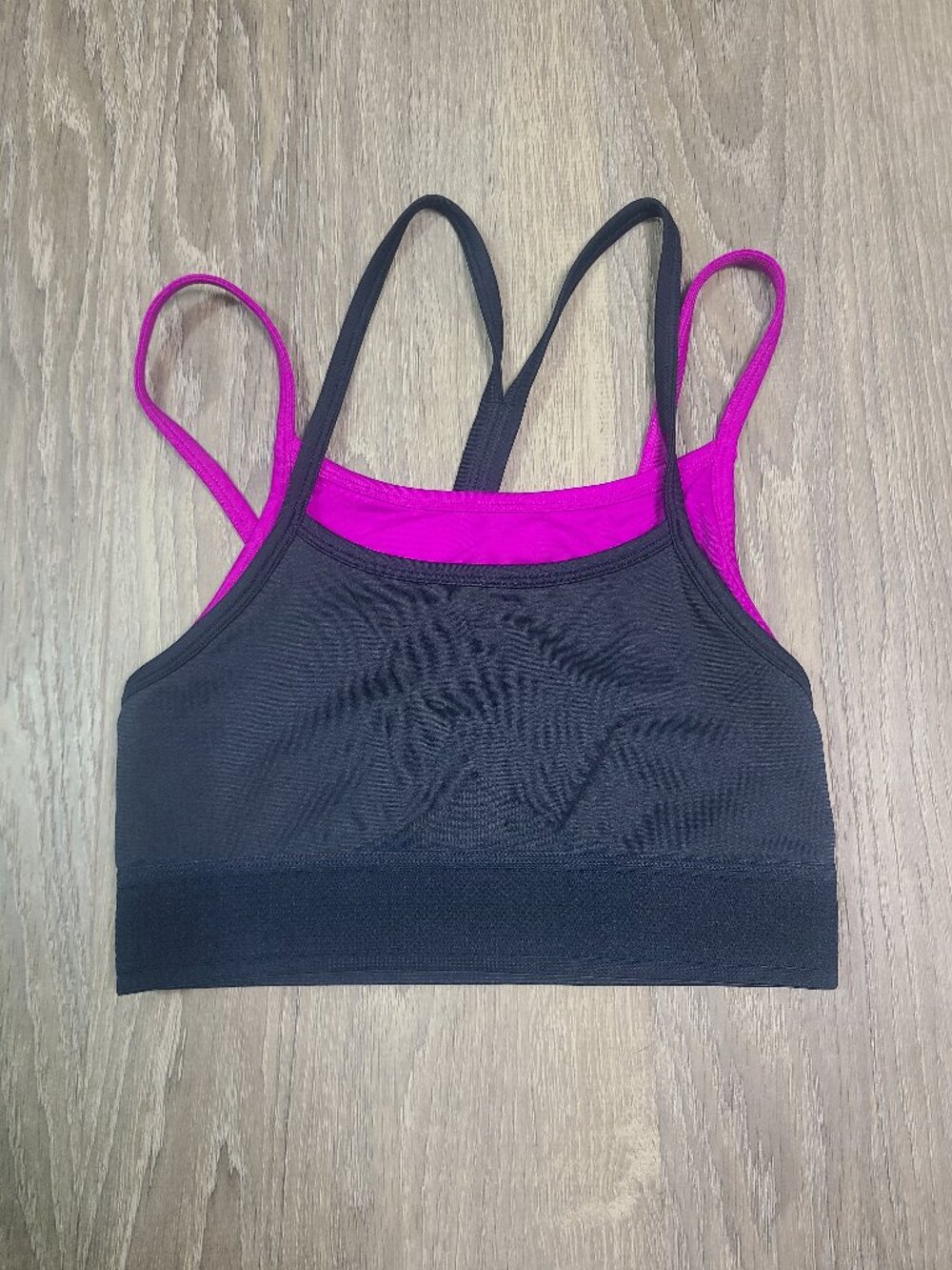 Fabletics Poppy Black Magenta/Purple Layered Seamless Strappy Sports Bra- Size S